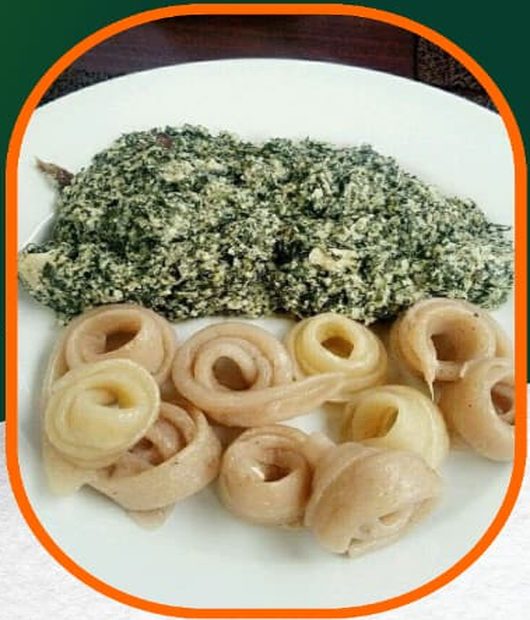 Plat de ndolé et miondo
